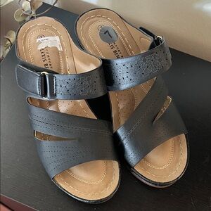 Comfortable Black Women's Sandals by Easy Street